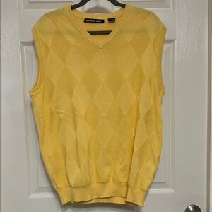 Northern Isles Yellow V-Neck Men's Sweater Vest Cotton Argyle Preppy Y2K
